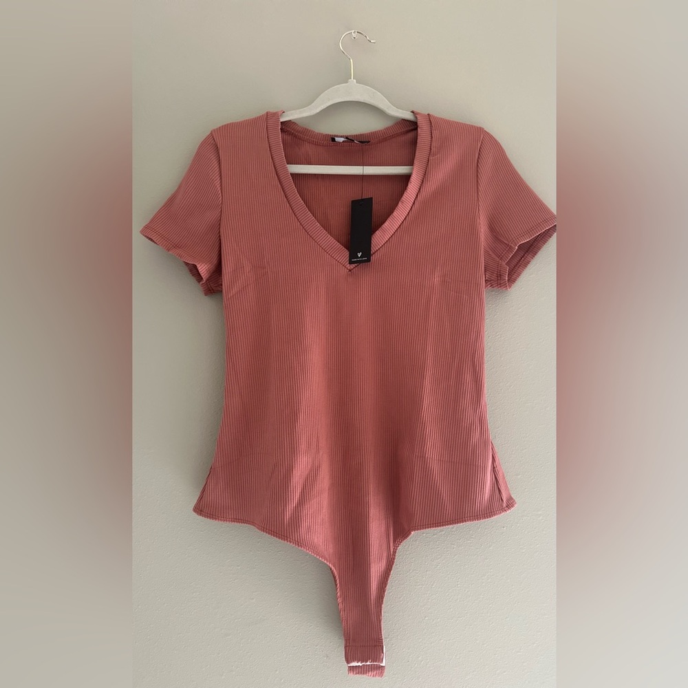 Lulu's Pink Fitted Short Sleeve T-Shirt